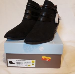 Life stride Paloma ankle boots